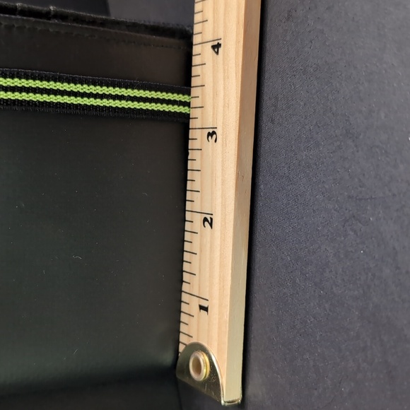 Aeropostale N/Y Black Bi-fold Wallet with Elastic Strap. - Picture 5 of 6